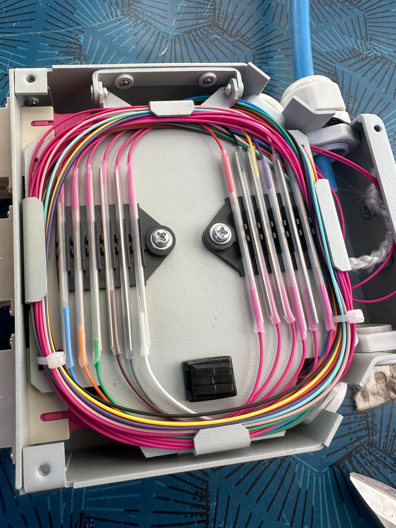 Cassette de raccordement fibre optique TRATECH